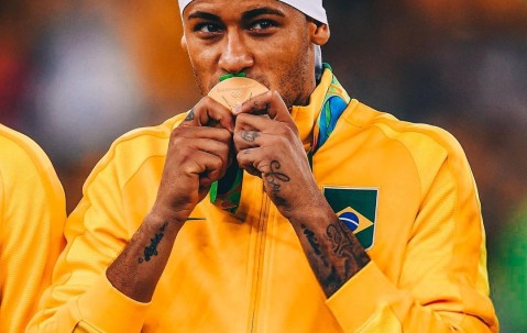 Kaiyun-包含内马尔迎来三赛季高光表现，西班牙队球迷沸腾！的词条