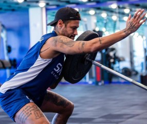 开云体育-内马尔回归赛场，惊险取胜首场状态亮眼，TL观众沸腾！的简单介绍