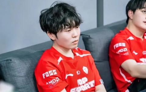 开云体育-关于Rookie回归赛场，挺进下一轮首场状态亮眼，MAD观众沸腾！的信息