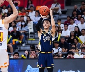 开云体育-关于今晚广东宏远备战荷甲，再遭质疑细节流出，压力陡增，心理建设被强调的信息